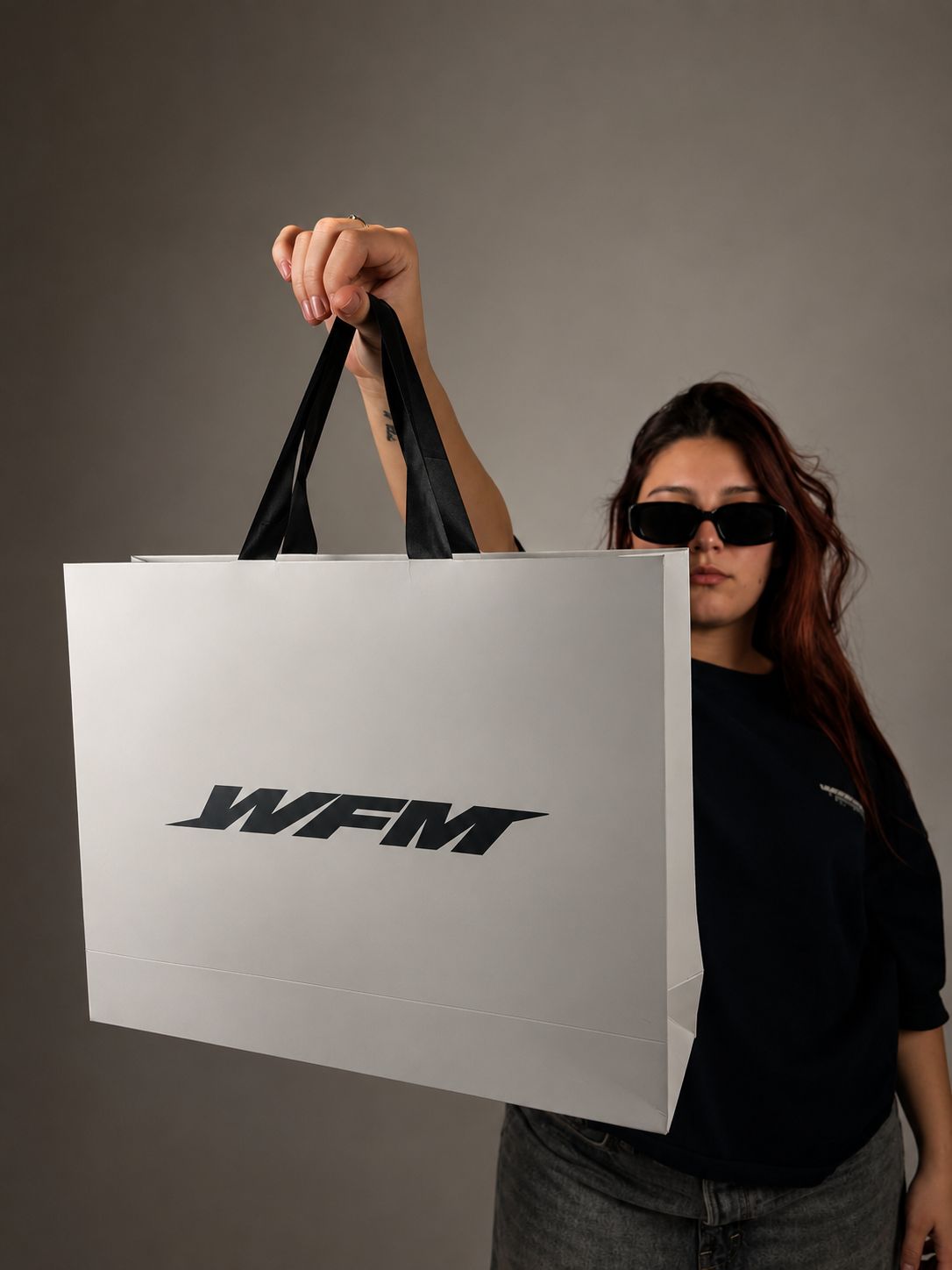 Look WFM SS26 — bolso frontal